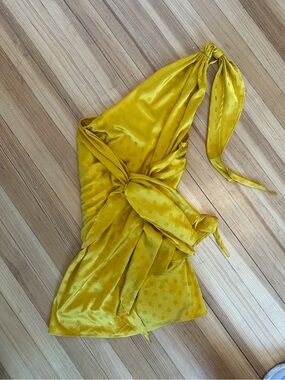 Vici, women’s mustard yellow wrap one-shoulder dress, size medium